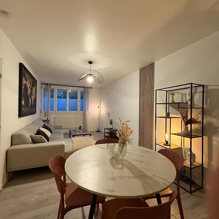 Apartment Le Monde Des Dunes - T3 - Parking Prive Angers
